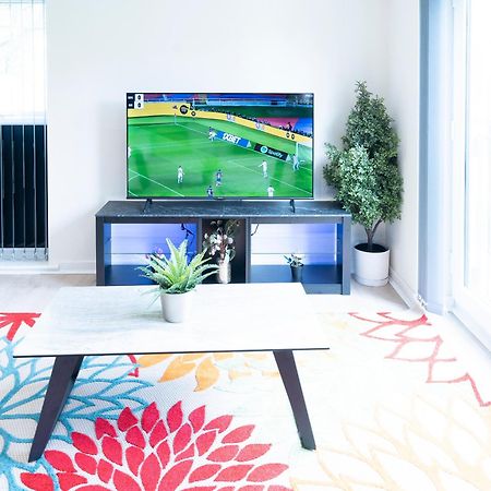 Luxury Ground Floor 2 Bedroom Apartment Free Wifi & Parking Sheffield Luaran gambar