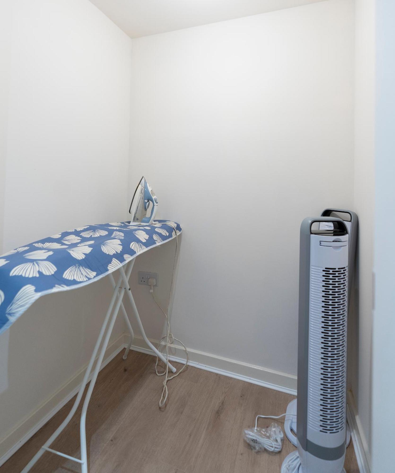 Luxury Ground Floor 2 Bedroom Apartment Free Wifi & Parking Sheffield Luaran gambar