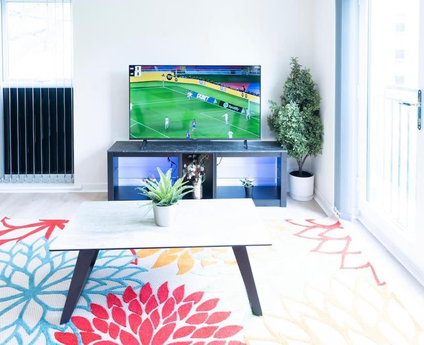 Luxury Ground Floor 2 Bedroom Apartment Free Wifi & Parking Sheffield Luaran gambar